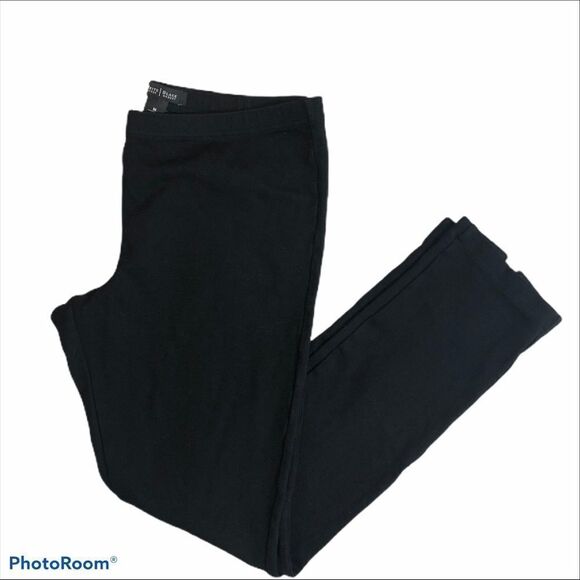 White House Black Market Pants - WHBM Black Cropped Leggings With Bottom Slits M